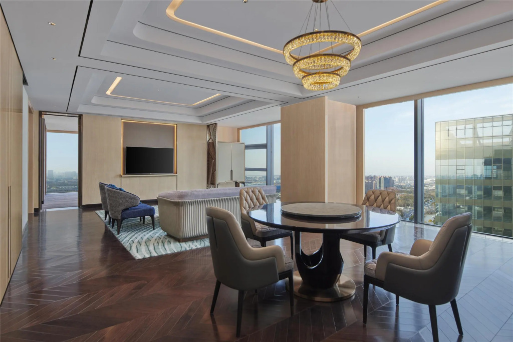 Hilton Yancheng