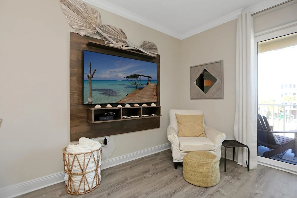 Summerhouse 209