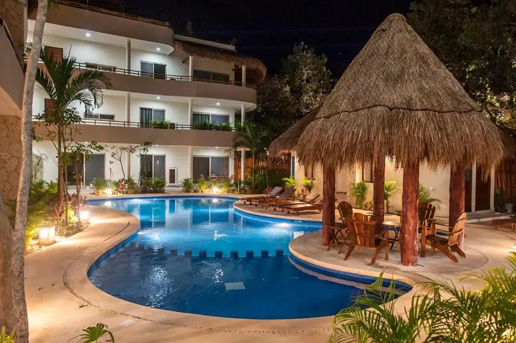 Serene modern condo, 2 BD & snorkel & 200 MB WIFI
