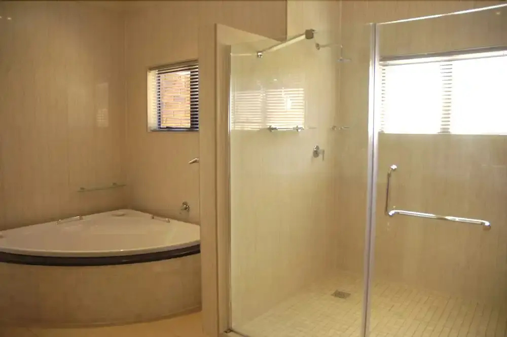 The Victoria Falls Deluxe Suites