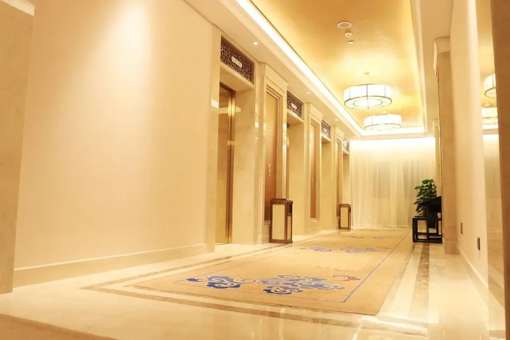 Changsha Tongguan Macrolink Legend Hotel