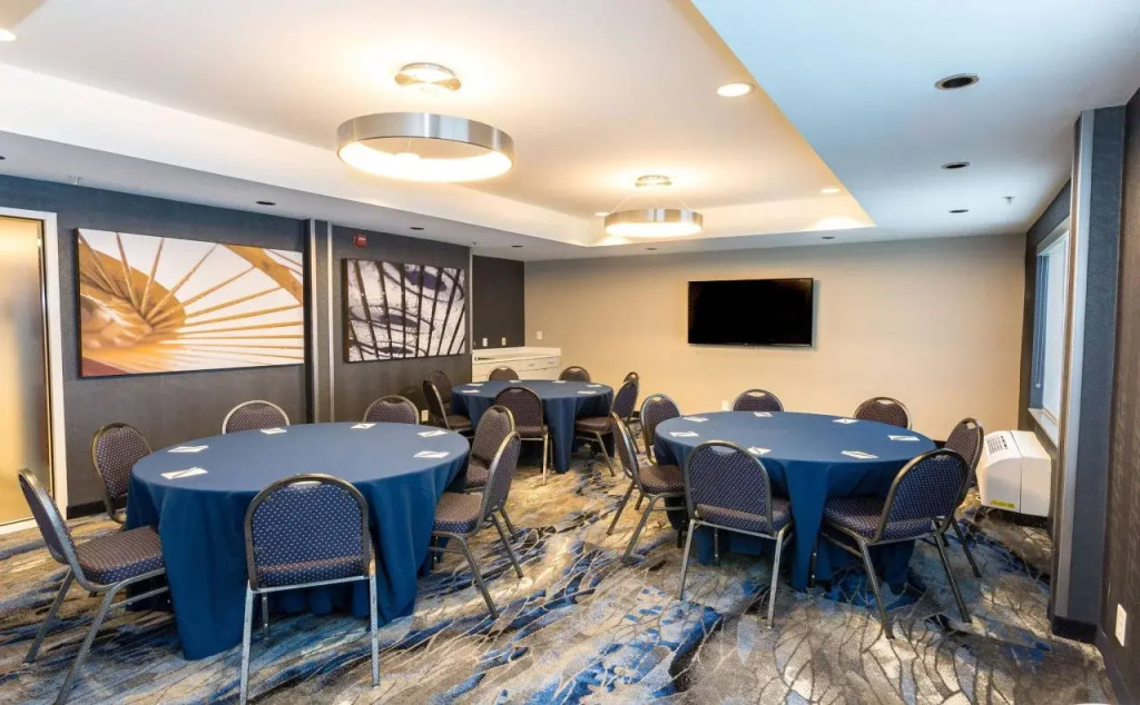 Fairfield Inn & Suites Raleigh Durham Airport Research Triangle Park