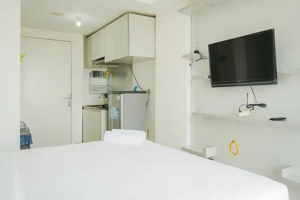 Modern Studio At Poris 88 Apartment