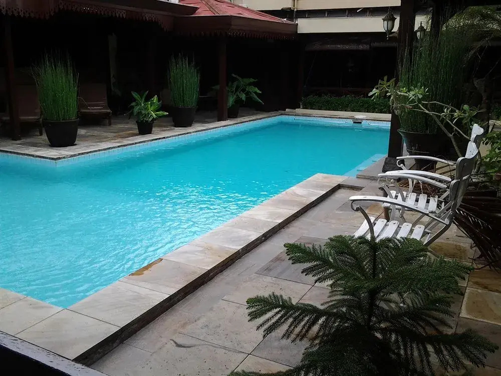 Istana Batik Ratna