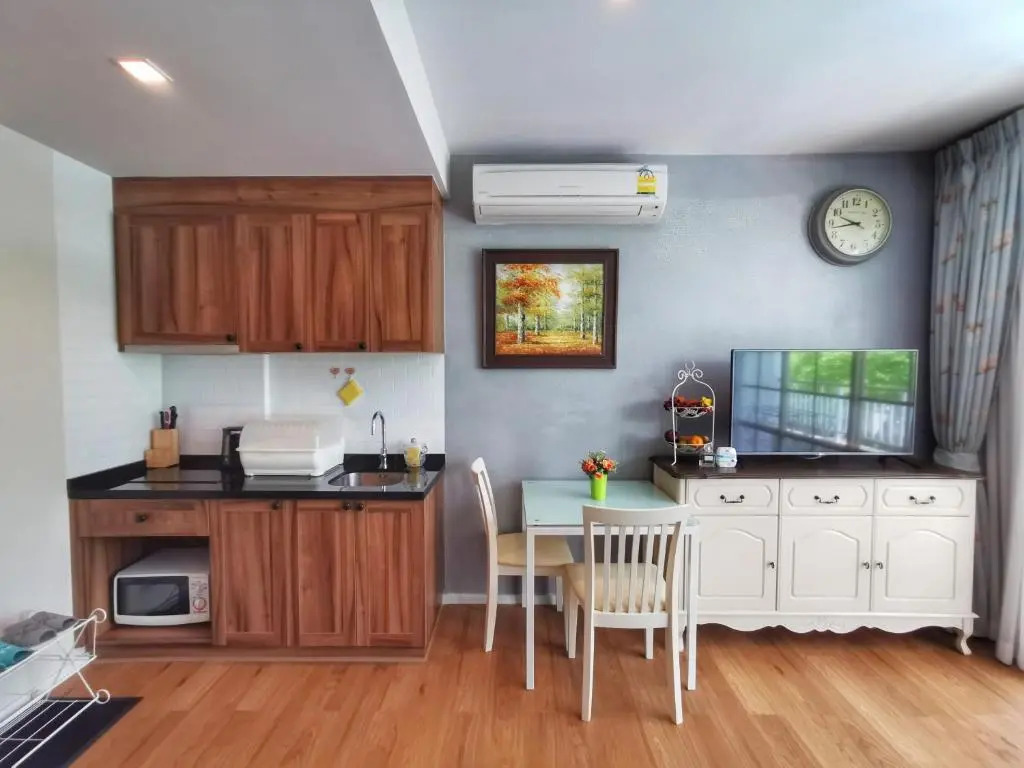 Autumm HuaHin B205 PoolView by BookingHuaHin
