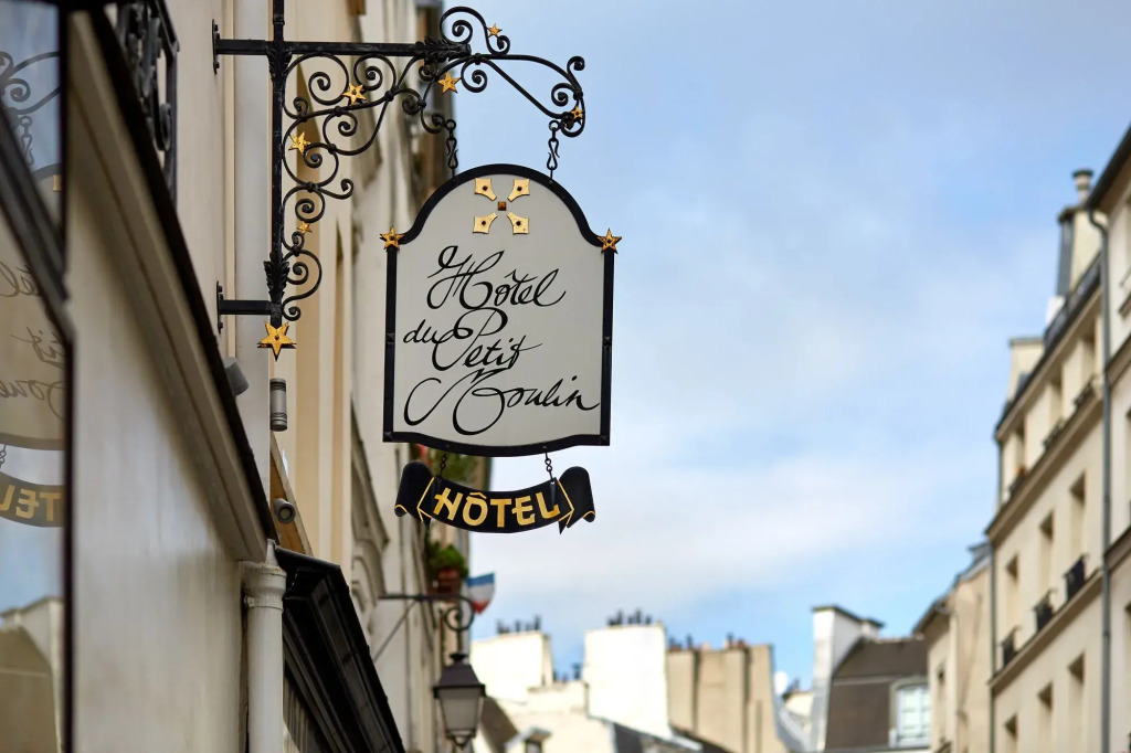 Hôtel du Petit Moulin, Haute Couture hotel by Lacroix