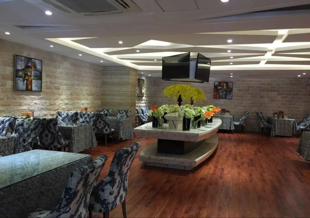 Aiqinhai Hotel