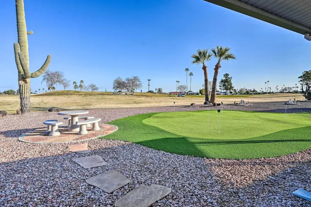 Golfers Haven! Gem w/ Patio & Grill in Sun City