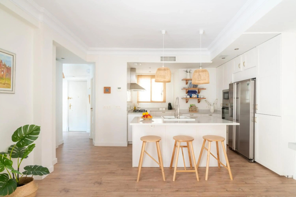UNIQUE HOMES LAS SETAS, PLAZA DE SAN PEDRO 6 Pax