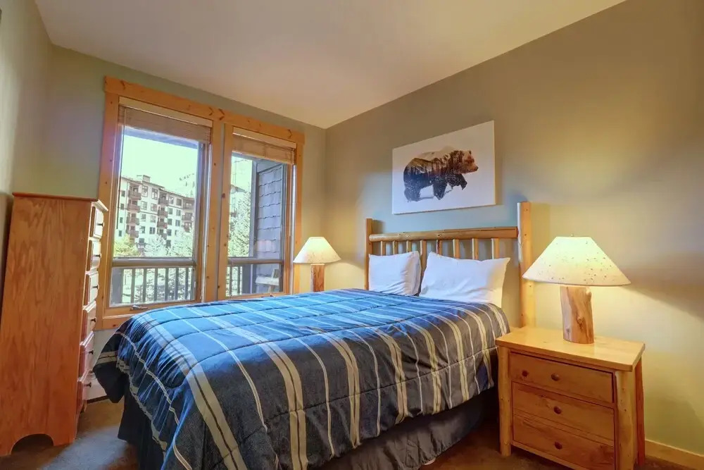 Perfectly Located Condo With Great Views - TX207 by Redawning