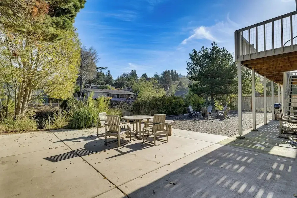 Walk to Pacific City Beach Access: Home w/ Deck!