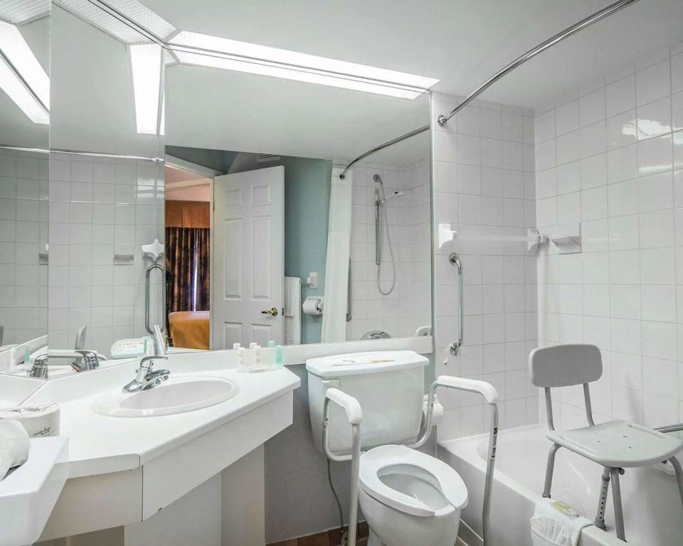 Quality Suites