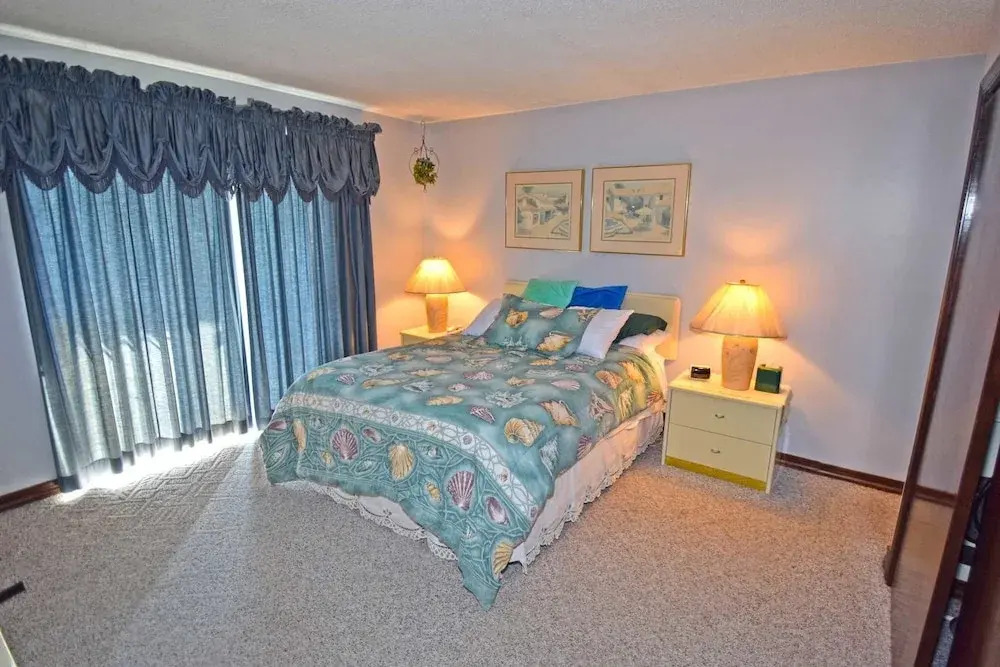 Crab Cove On The Bay 208 - 2 Br Condo