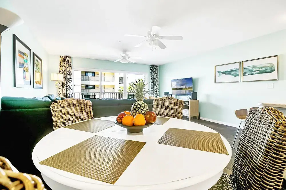 Beachside Condo in Tampa Bay by RedAwning