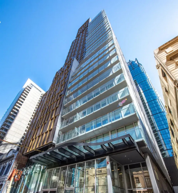 Stylish city views CBD 2 bed 2 bath