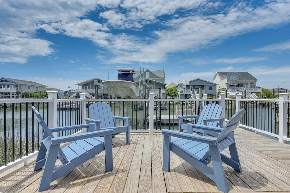 Gorgeous OIB Escape w/ Dock & Canal View!