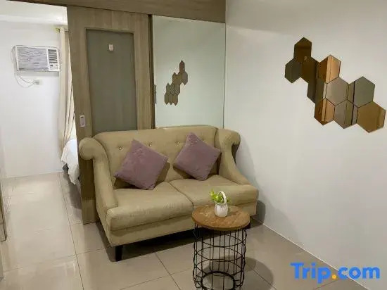 Shore residence - Near MOA NAIA - 915