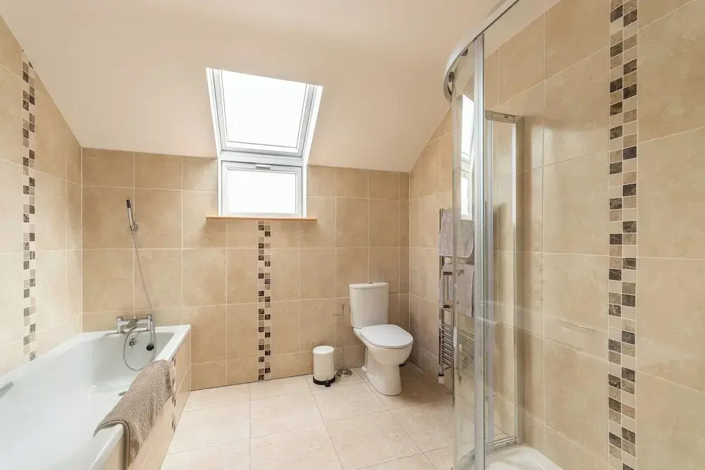 Luxury 4 Bedroom Holiday Home Overlooking the sea on Valentia Island