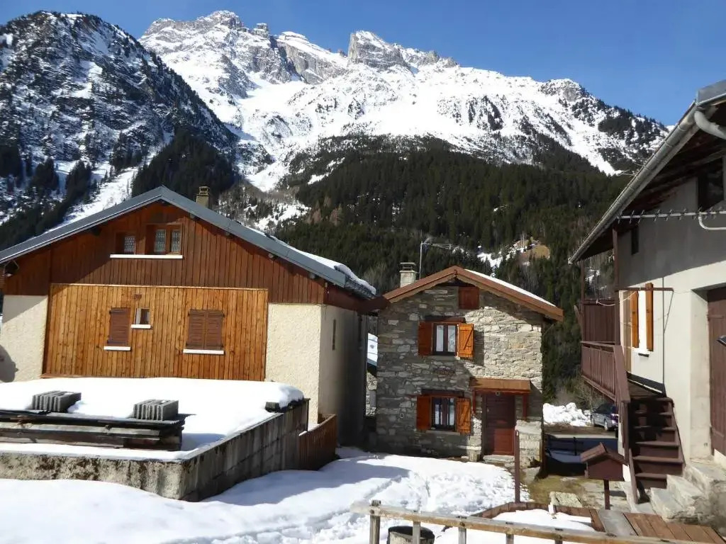 Charmant chalet en pierre pour 6 pers. à Pralognan-la-Vanoise - FR-1-464-16