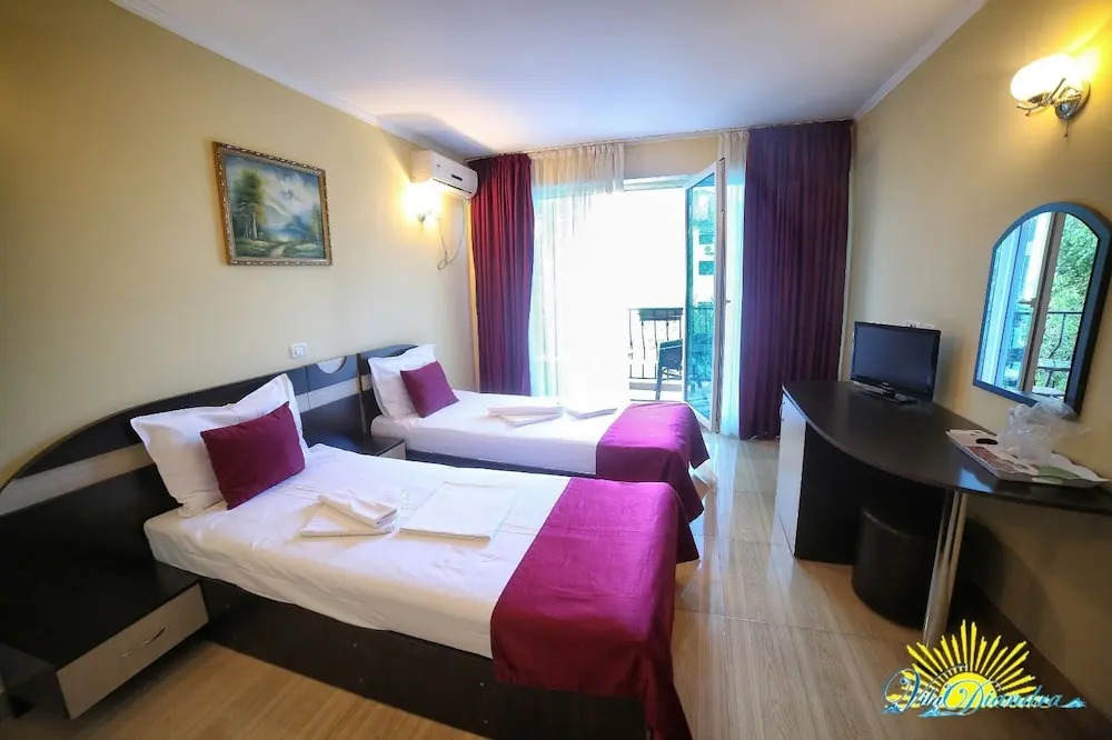 Hotel Diandra