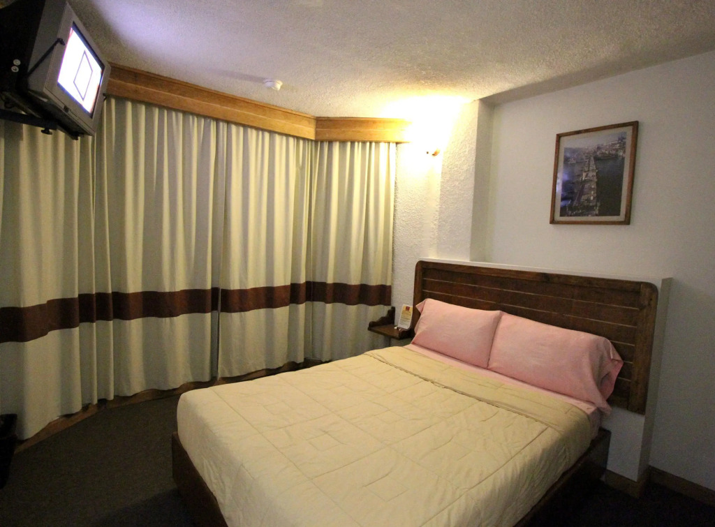 HB Express Hotel