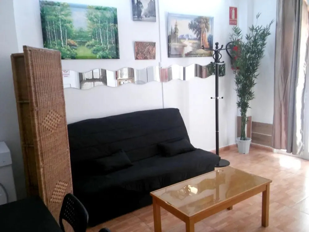 Apartment With one Bedroom in Arona, With Wifi