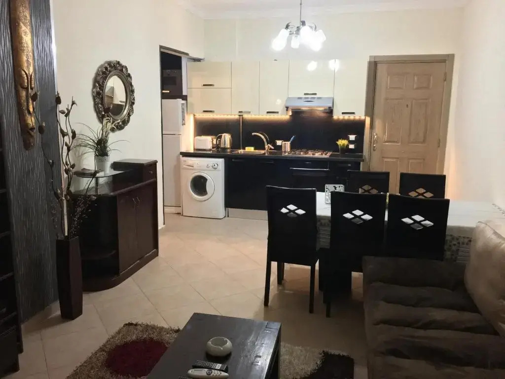 Pool View Apartment at British Resort - Unit 02
