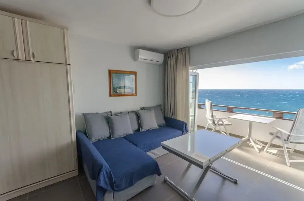 SeaView Studio Haven by VillaGranCanaria
