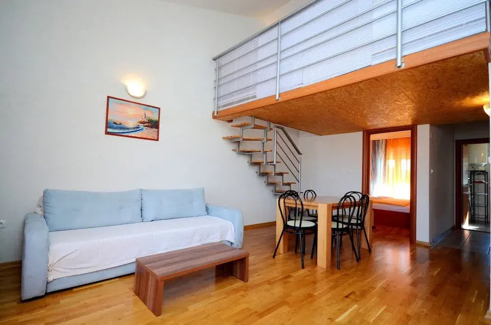 A7 - apt With 2 Balconies, 5 min Walking to Beach