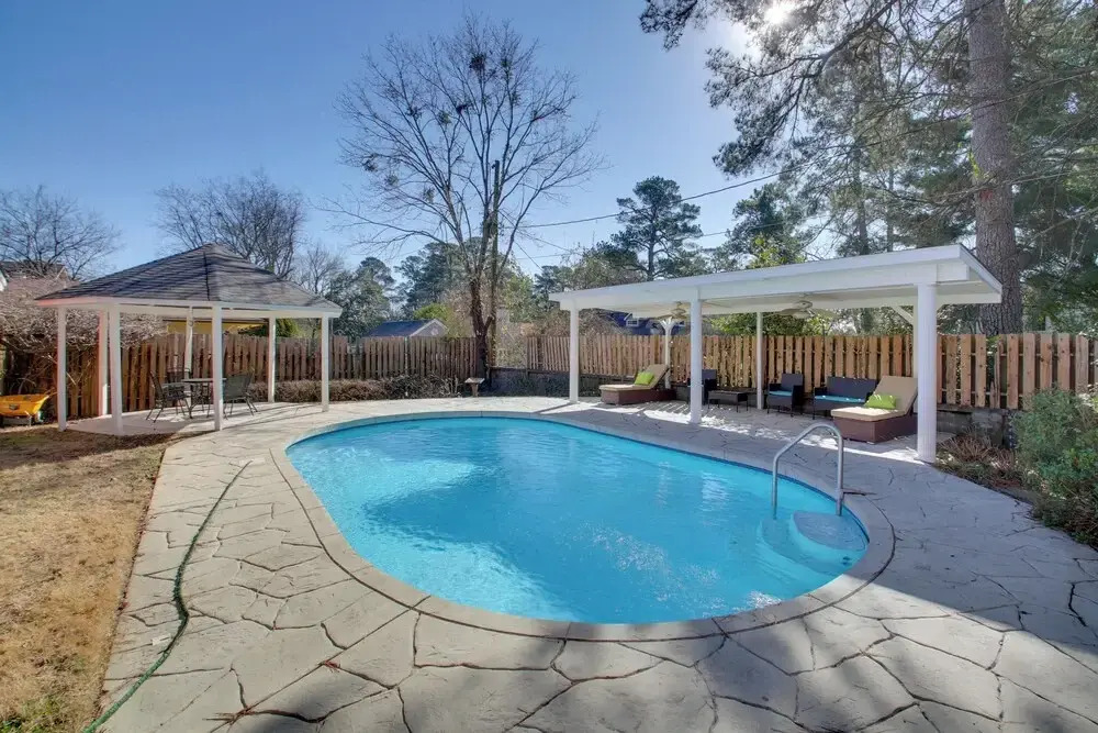 Hot Springs Home With Pool - 1/2 Mile to Oaklawn!