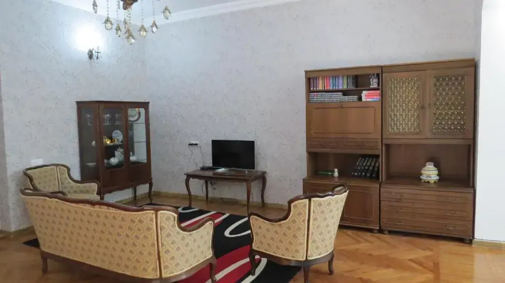 ORJONI-HOTEL