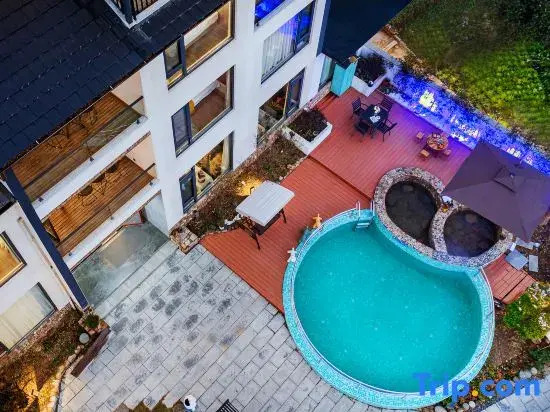 Shanshengyishe·180° Mountain View Wild Luxury Private Soup