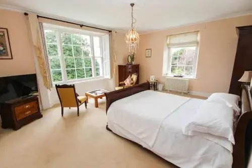St Johns Manor