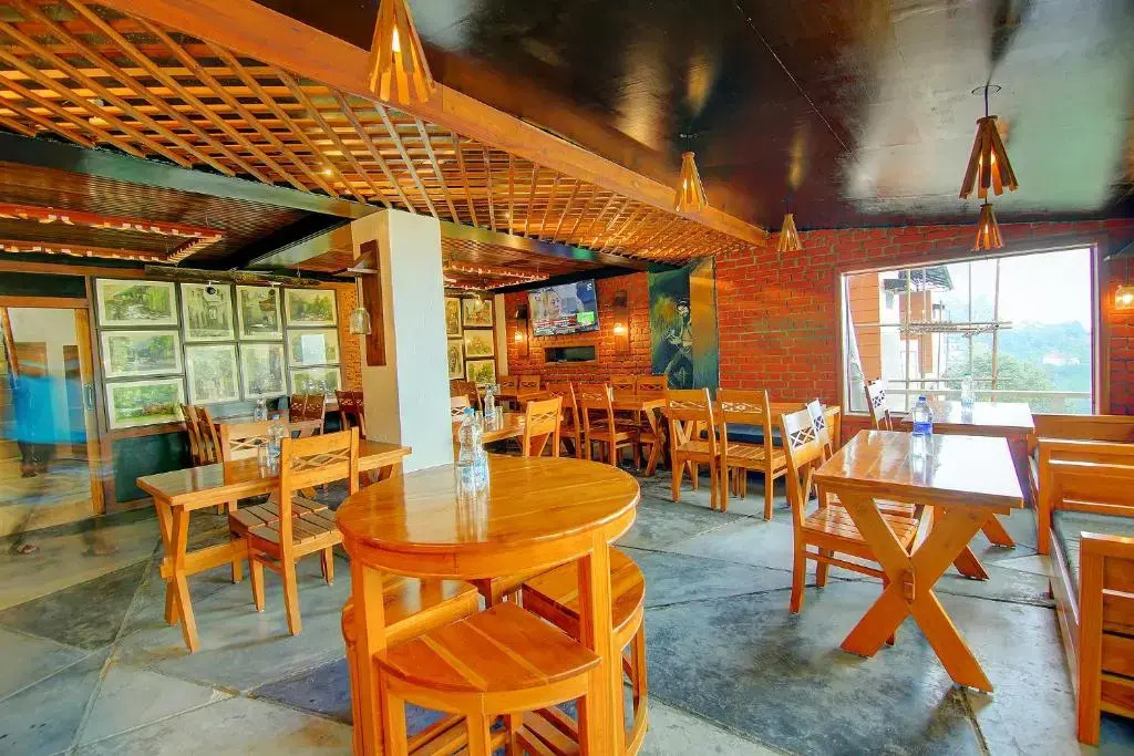 Fabhotel Dwaper