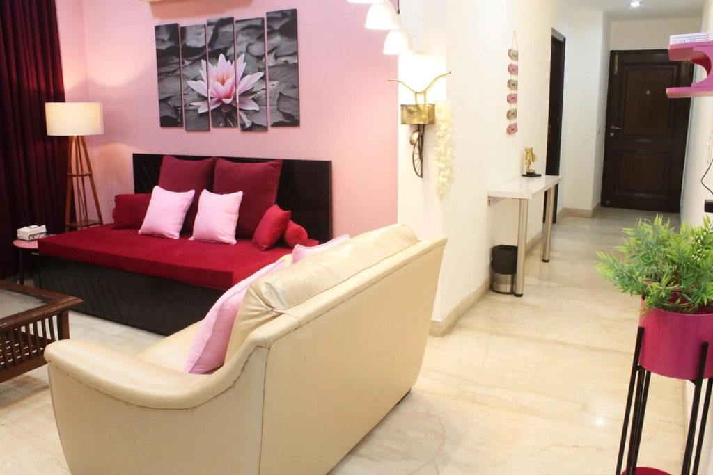Luxurious modern 2BHK prime location Delhi
