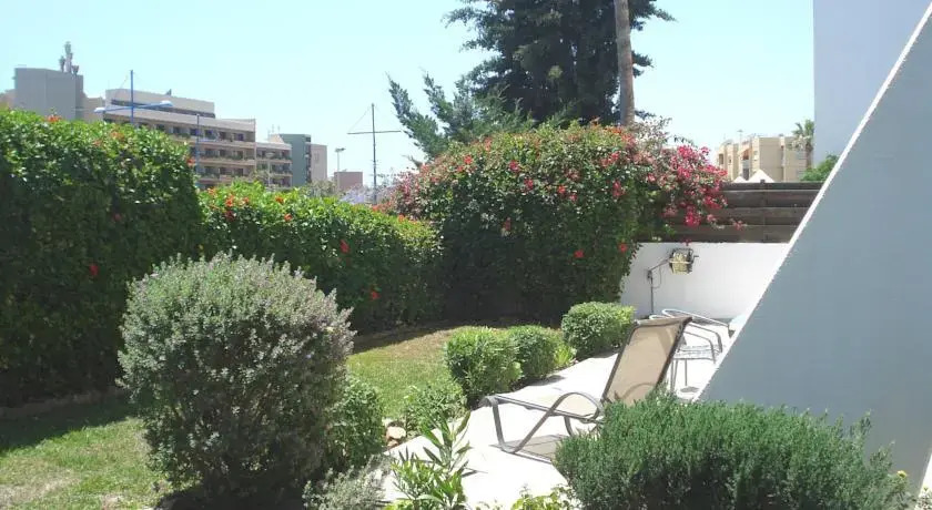 Apartment LA13 in Amathusia Beach
