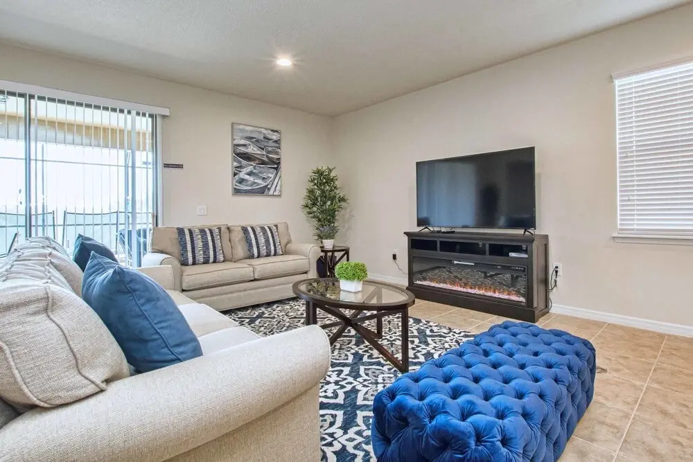 Windsor at Westside 8898