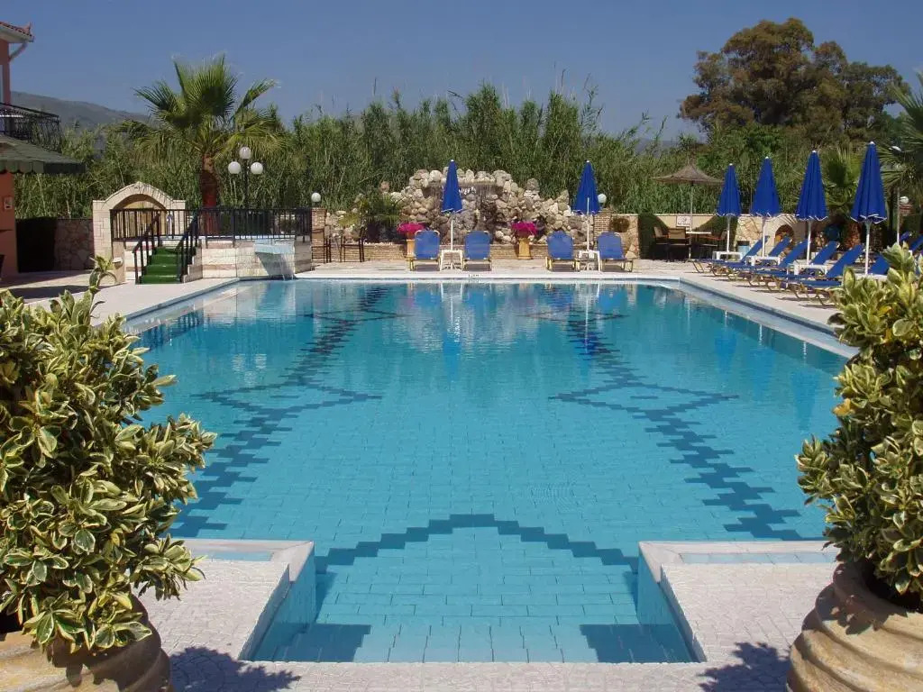 PARADISE APARTMENTS & SUITES