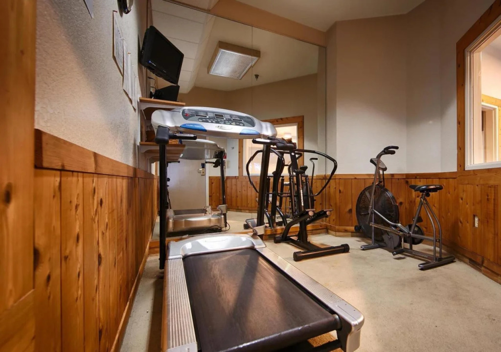 Best Western Fostoria Inn & Suites
