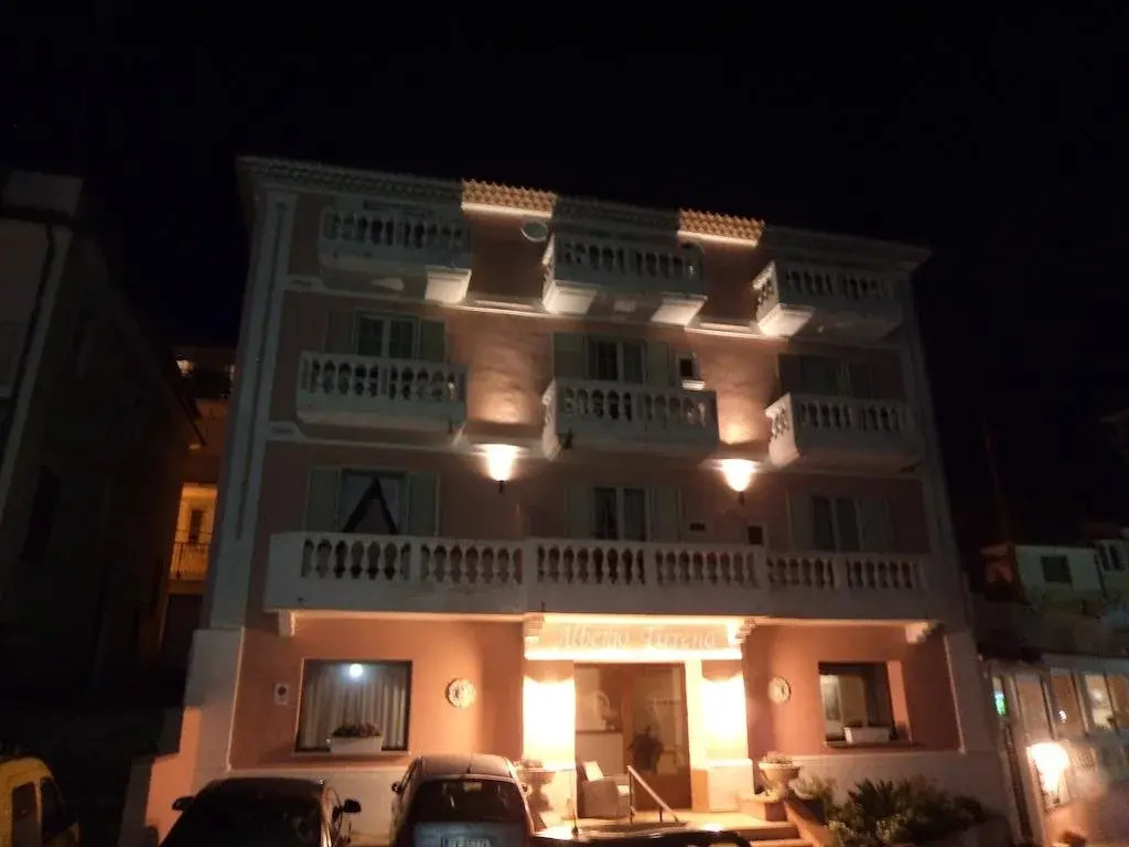 Albergo Tirreno