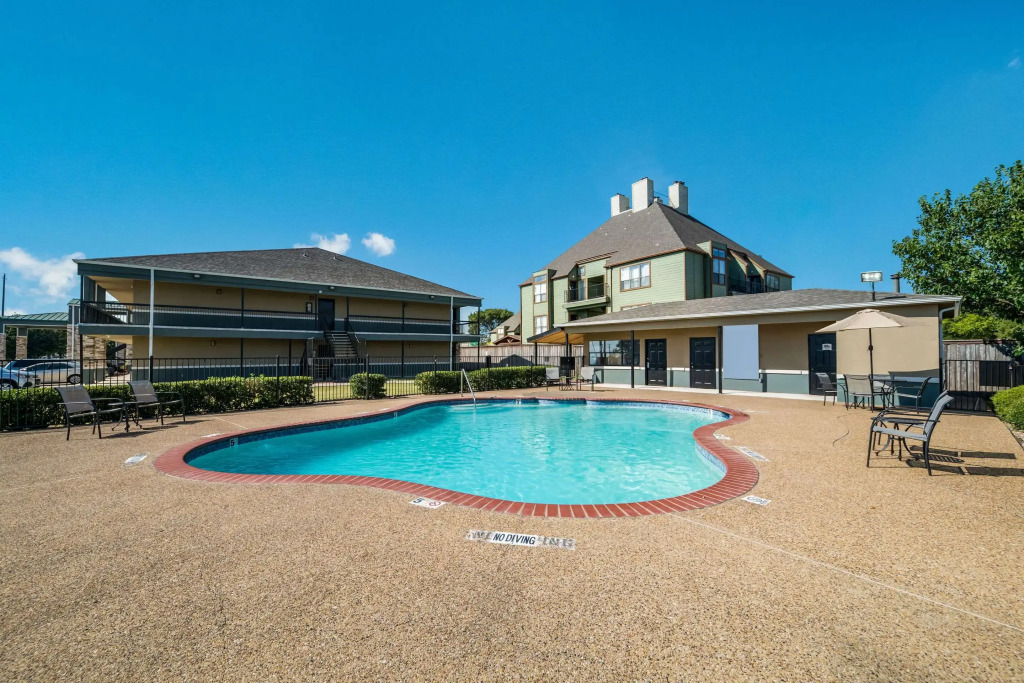 Quality Inn & Suites Garland - East Dallas