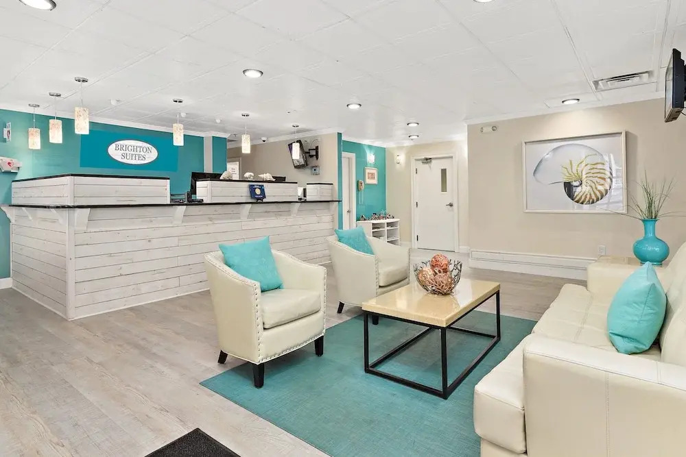 Brighton Suites Hotel
