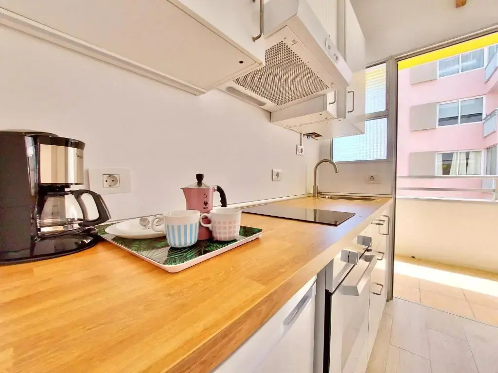 Studio Bahamas by TOR