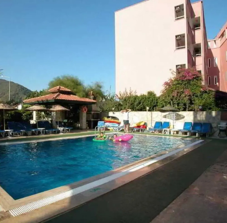 Siesta  Deluxe Apart Otel