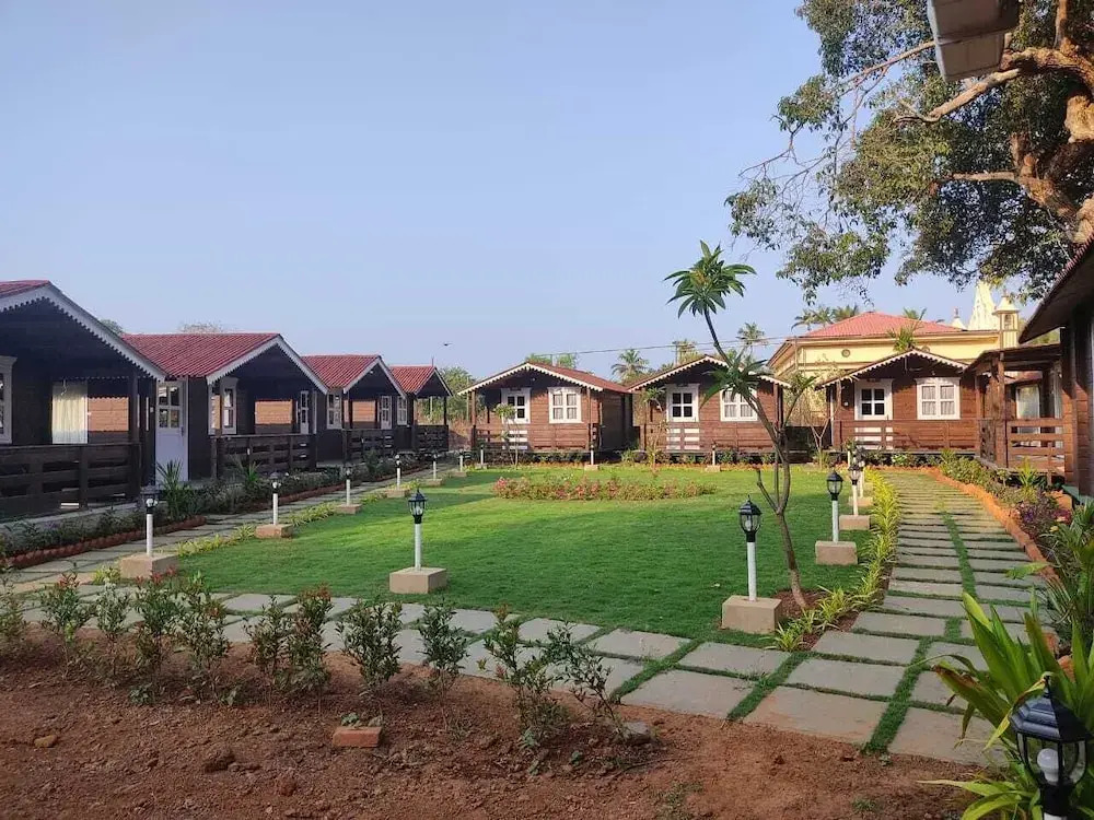 B R Cottages, 200 meters from Patnem Beach