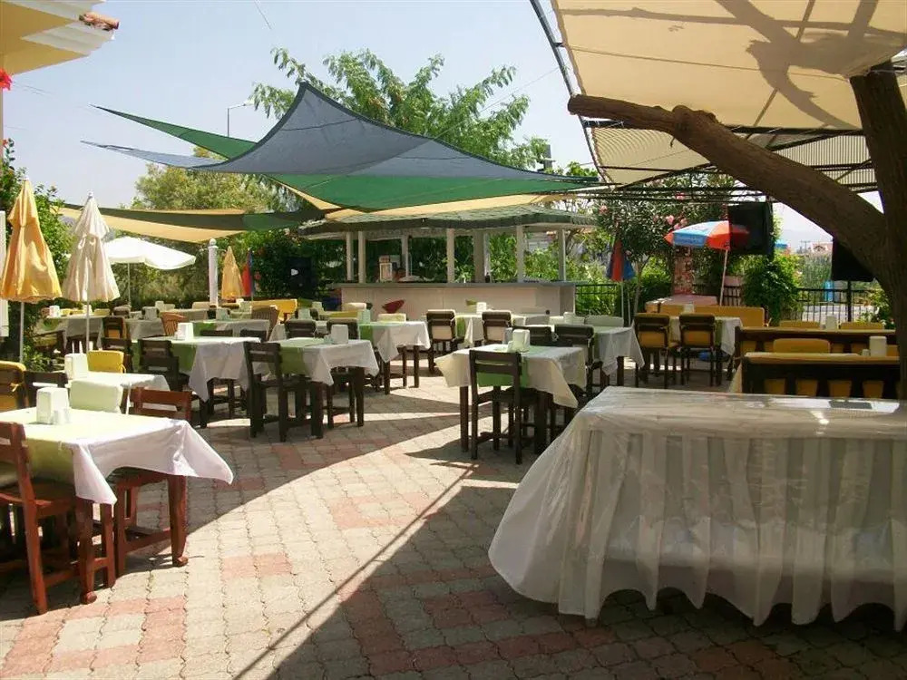 Verdeport Hotel
