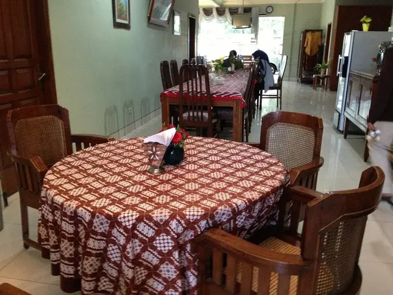 Ennys Guest House