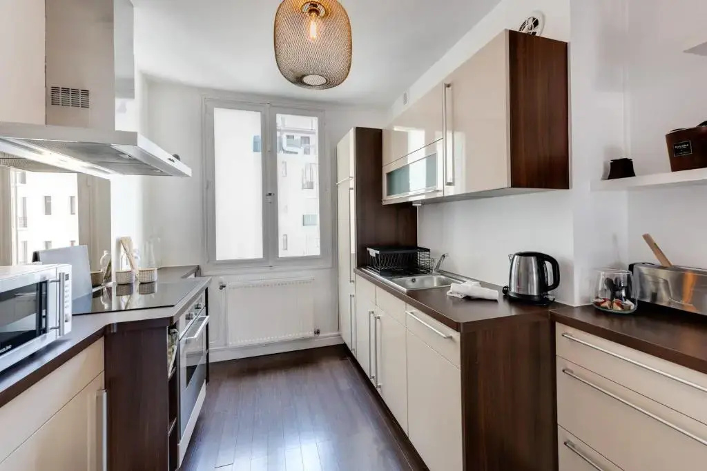 Allure - 2 bedroom apartment with balcony in the centre of Annecy
