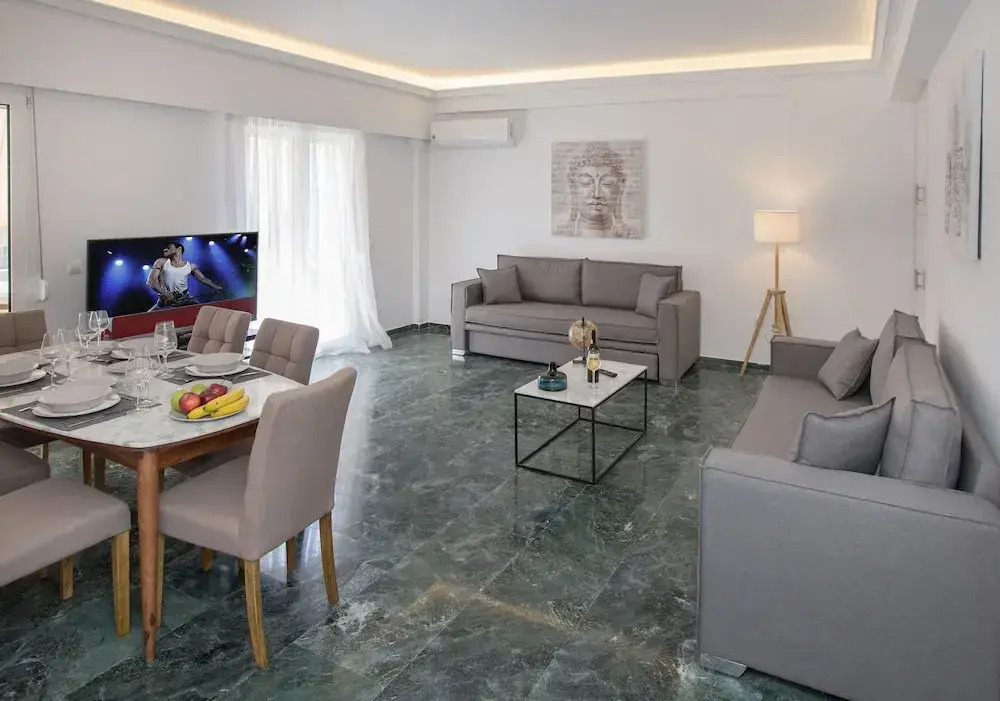 Roomy & Comfortable Apt Near Acropolis by GHH