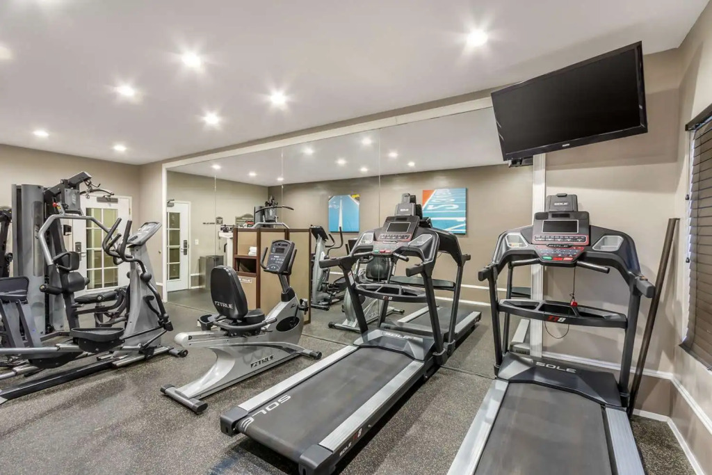 Comfort Inn & Suites North Charleston - Northwoods